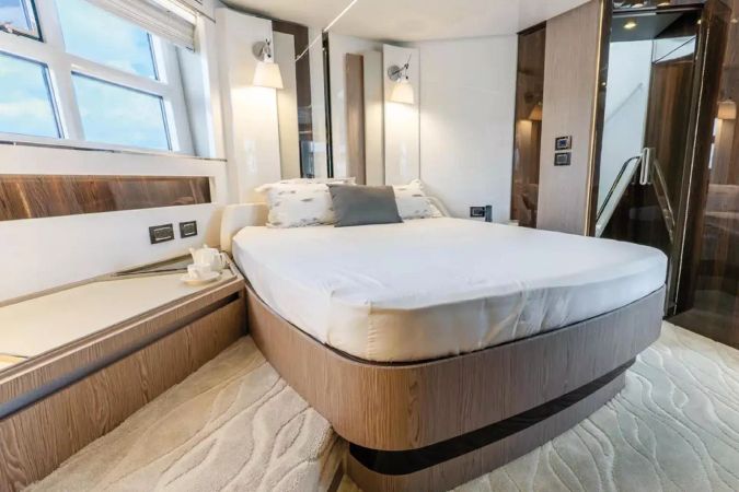 Azimut S7 | Swaha