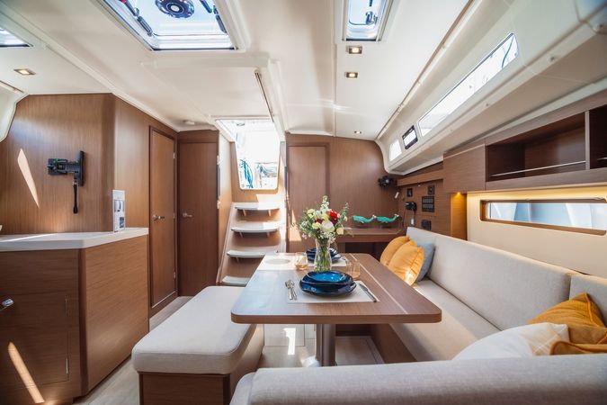 Beneteau Oceanis 40.1 | Primus Marine