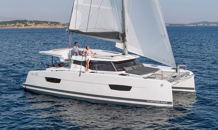 Fountaine Pajot Isla 40 | Martinic