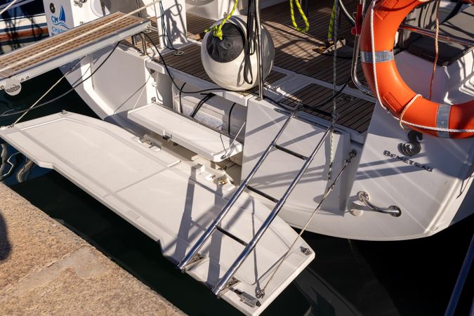 Beneteau Oceanis 38 | Moin