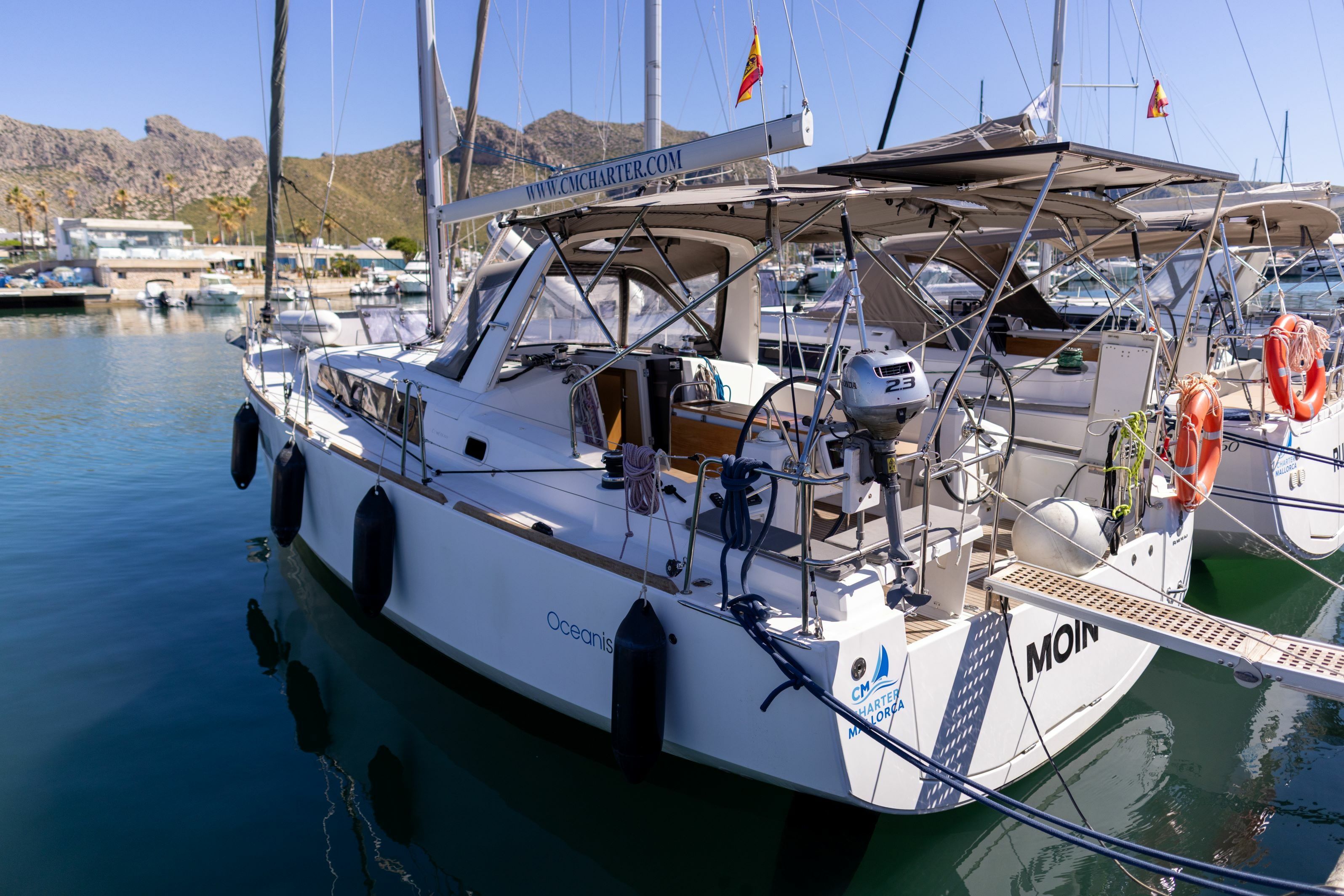 Beneteau Oceanis 38 | Moin