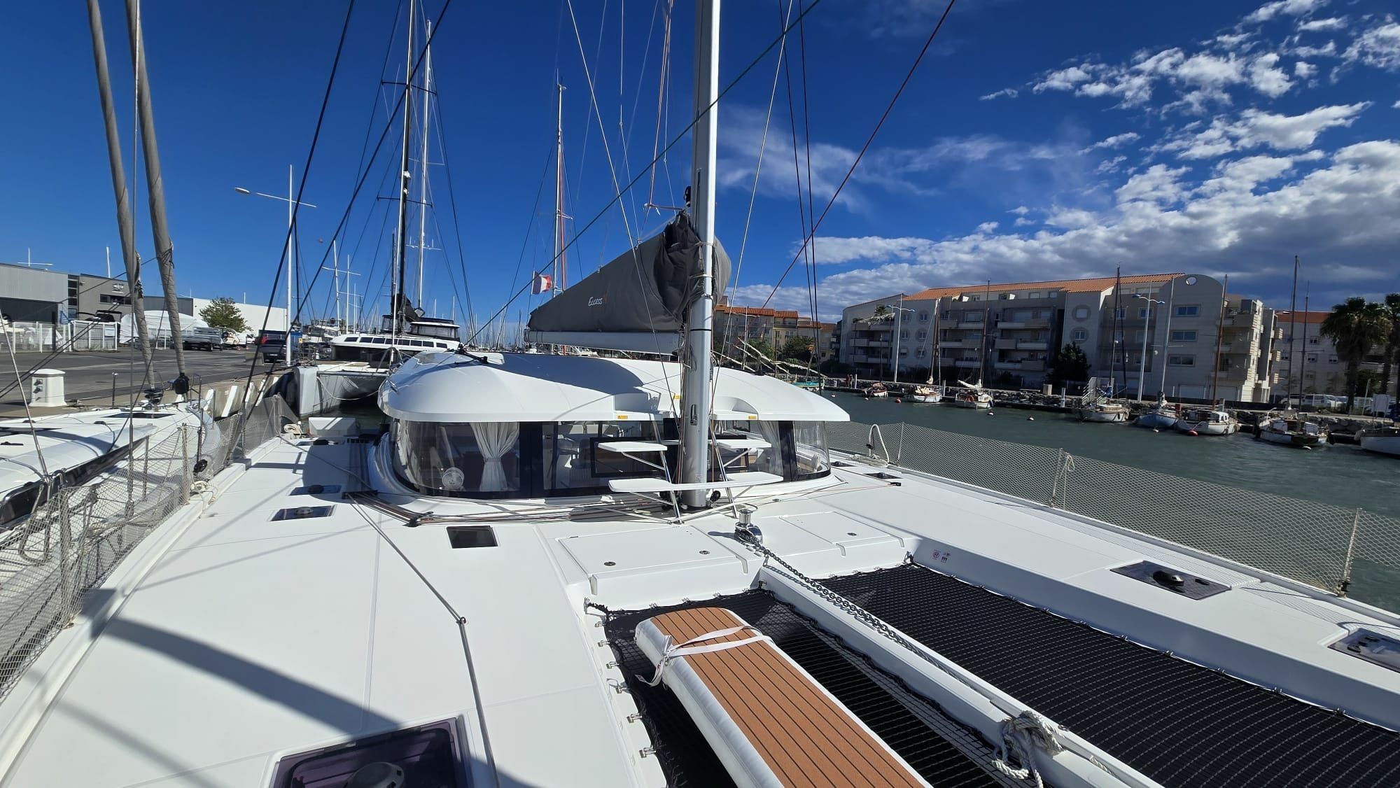 Excess 14 | Estel