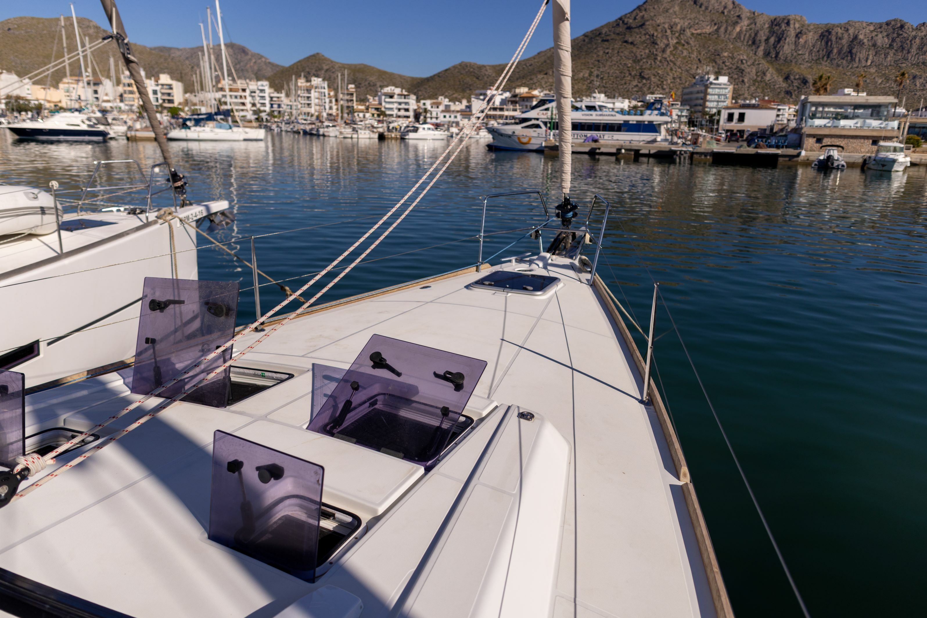 Beneteau Oceanis 45 | Avalon