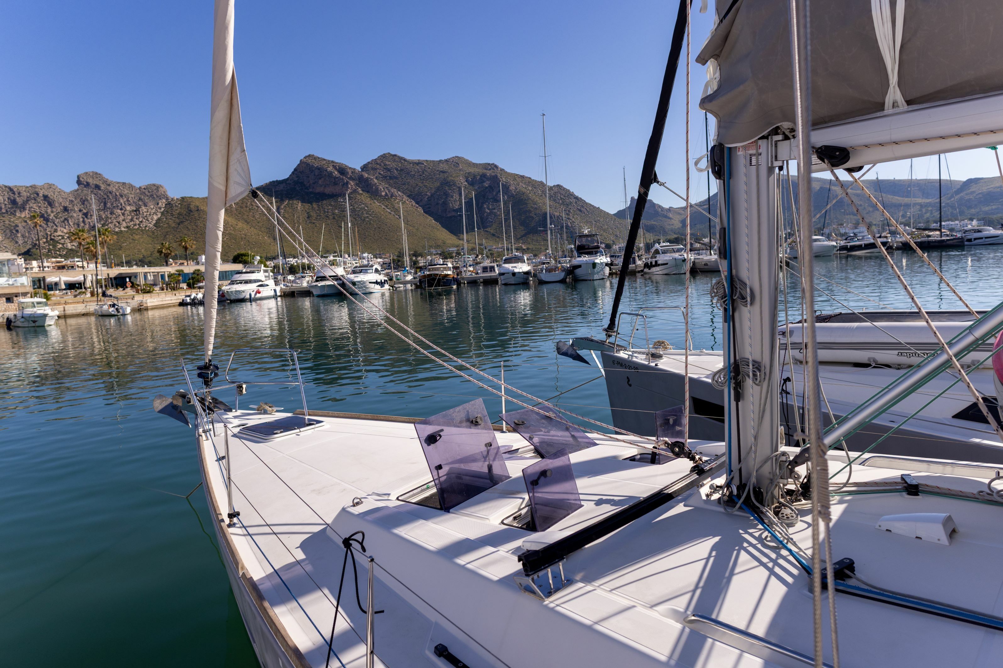 Beneteau Oceanis 45 | Avalon