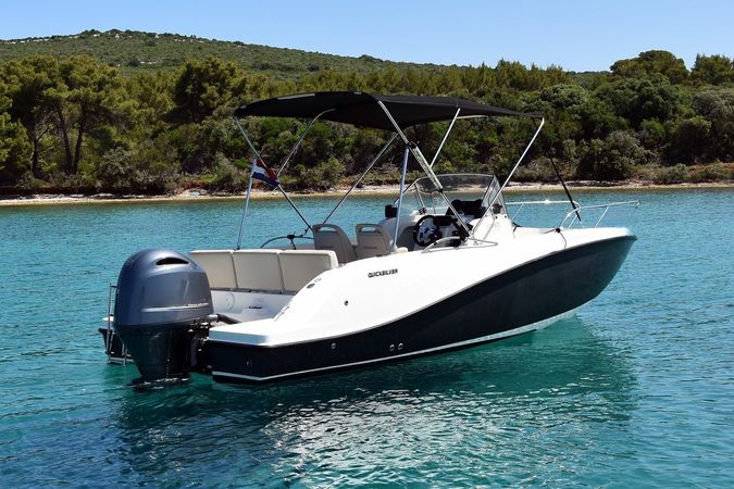 Quicksilver 675 Activ | 11