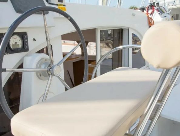 Lagoon 380 | Discovery