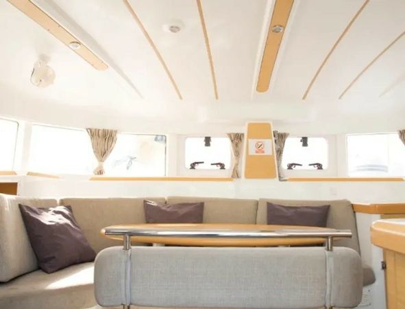 Lagoon 380 | Discovery