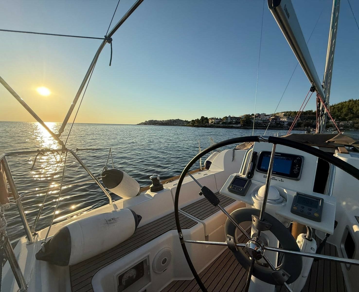 Jeanneau Sun Odyssey 33 | Primer Amor