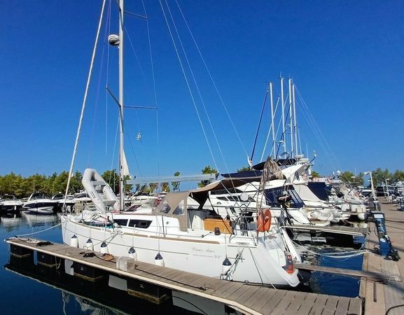 Jeanneau Sun Odyssey 33 | Primer Amor