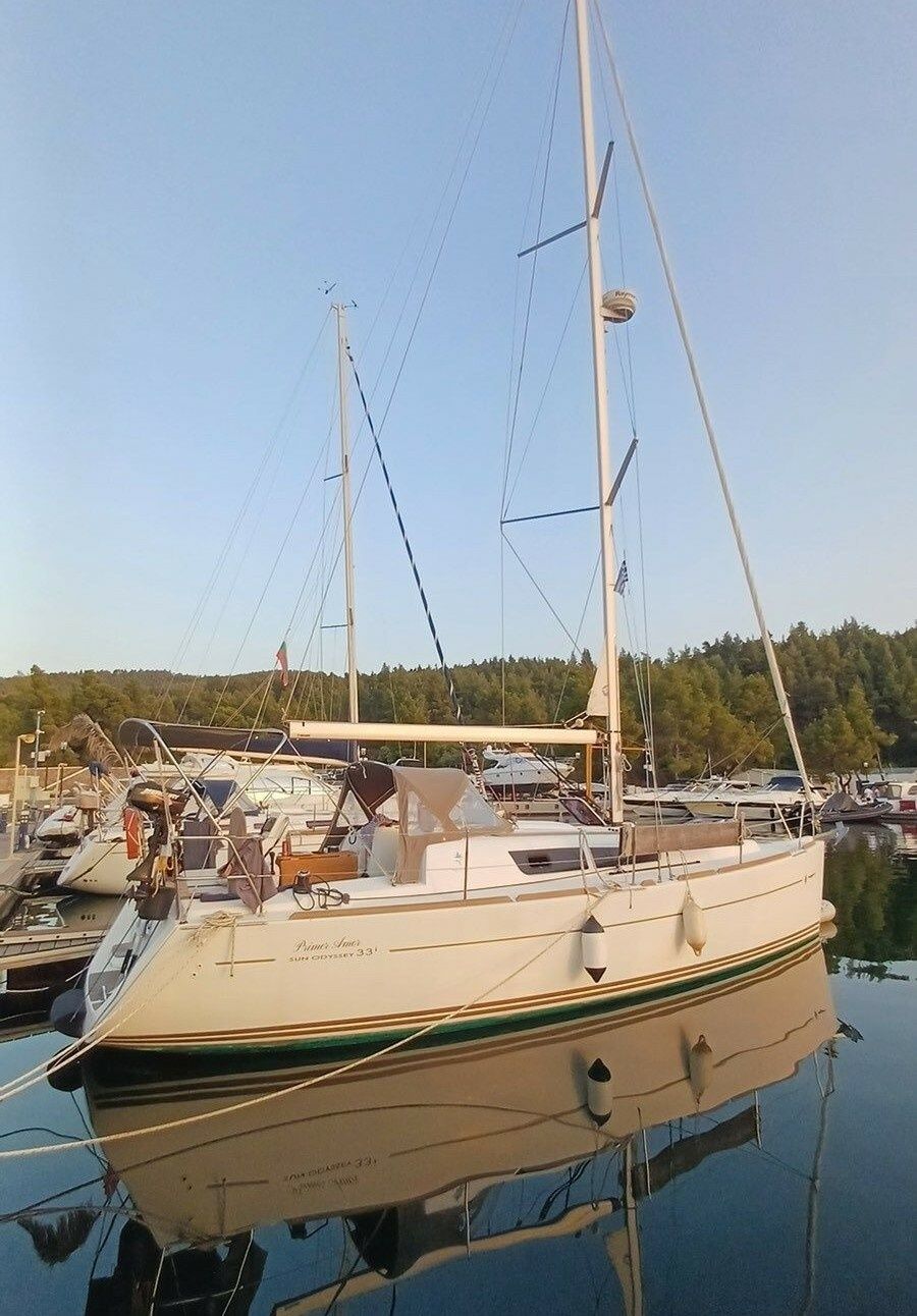Jeanneau Sun Odyssey 33 | Primer Amor