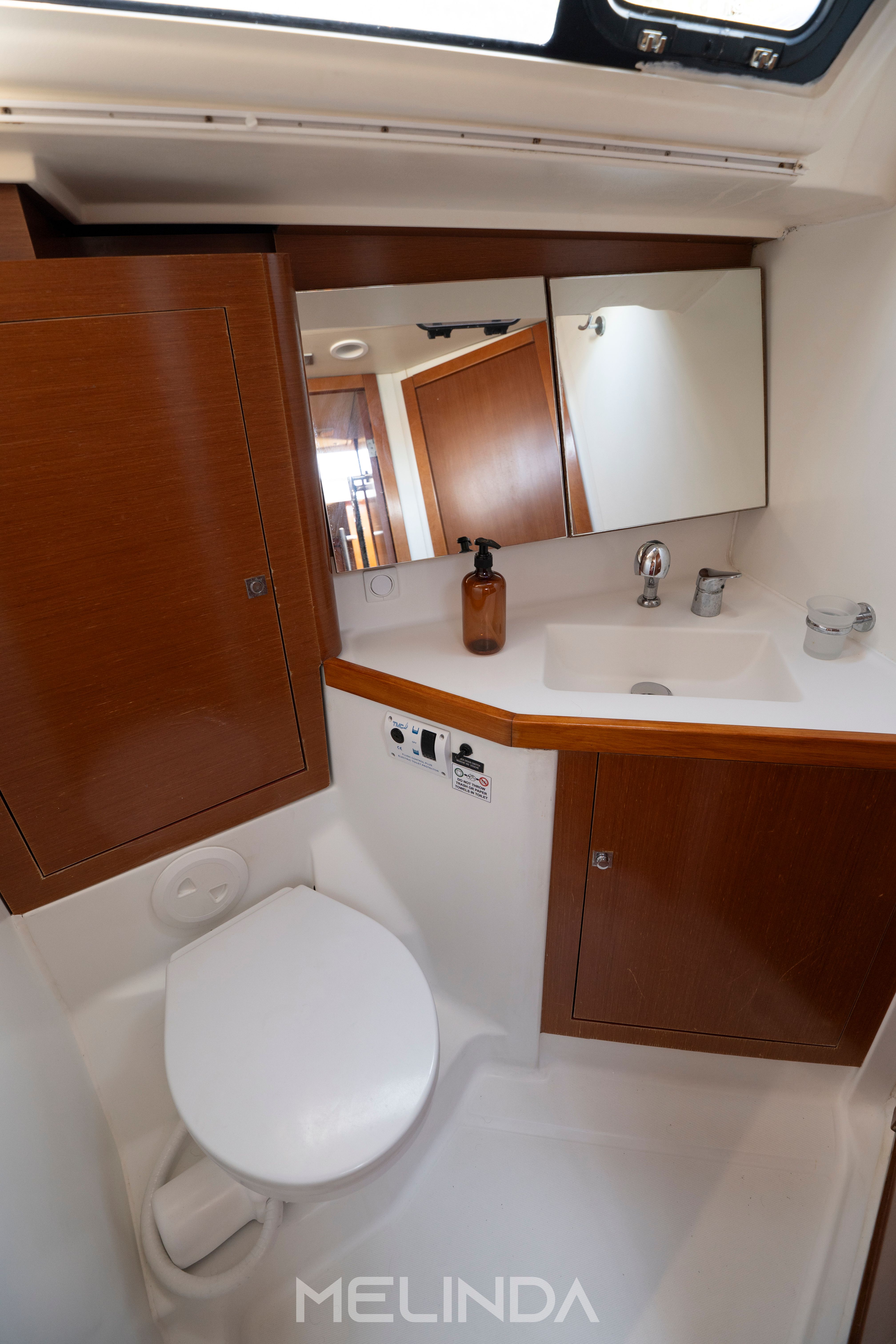 Beneteau Oceanis 45 | Melinda