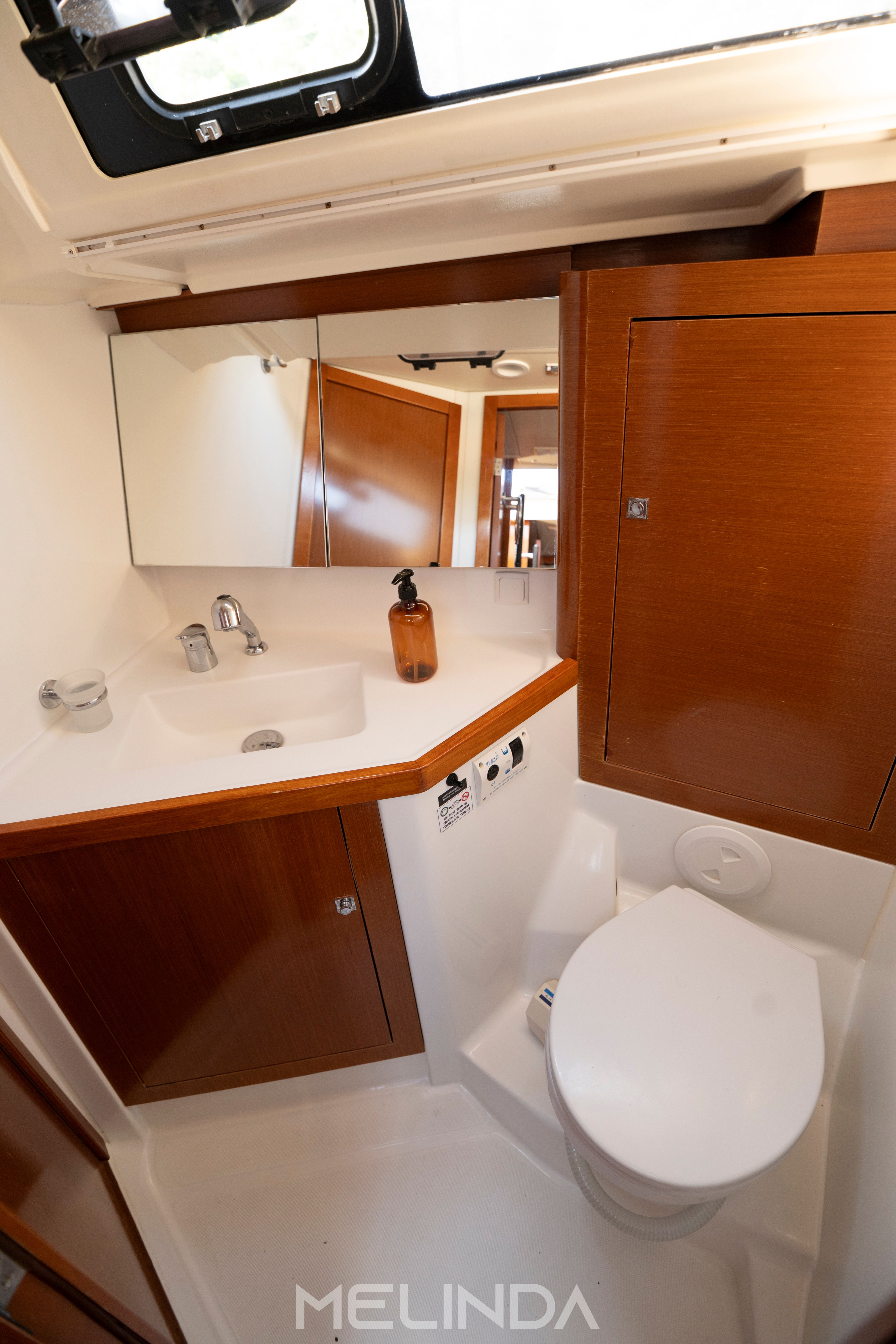 Beneteau Oceanis 45 | Melinda