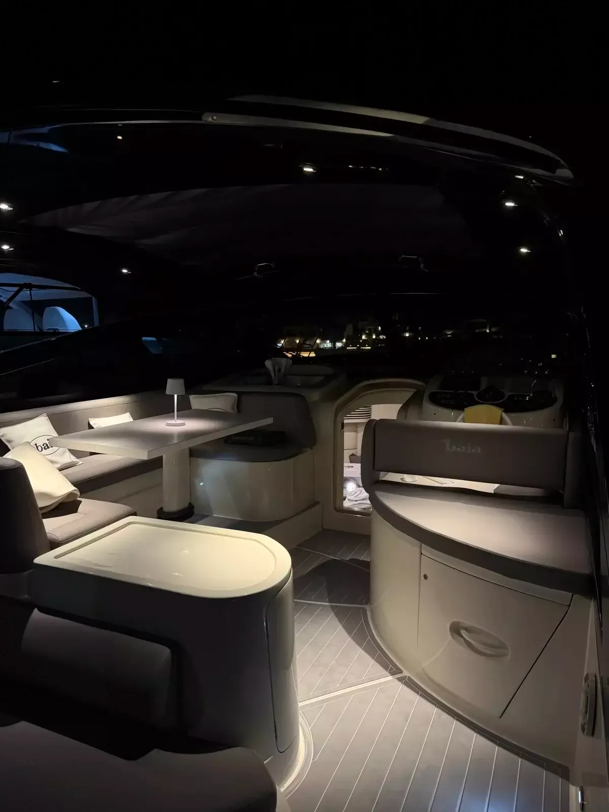 Baia 48 | Quantum of Solace