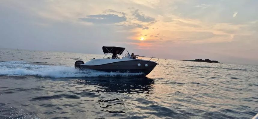 Quicksilver 675 Activ | 15