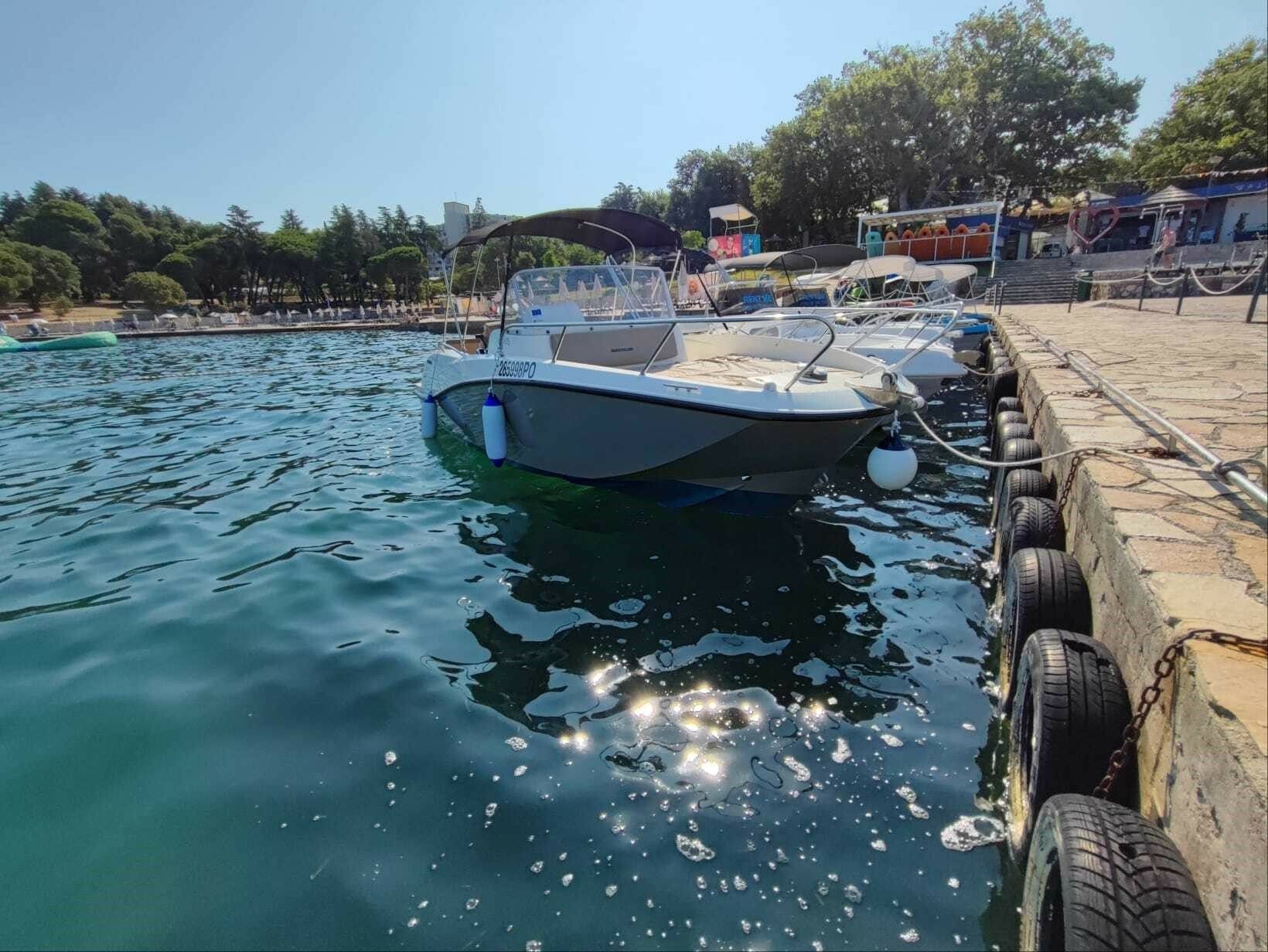 Quicksilver 675 Activ | 15