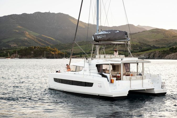 Bali 4.8 | Vento