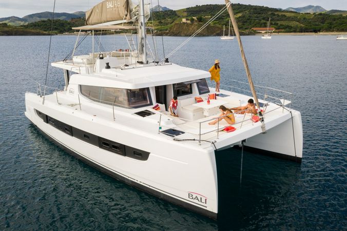 Bali 4.8 | Vento