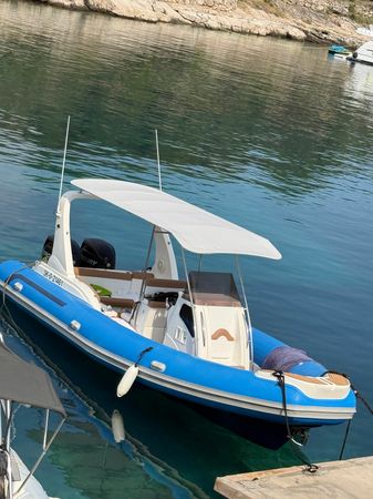Grand 750 | 17