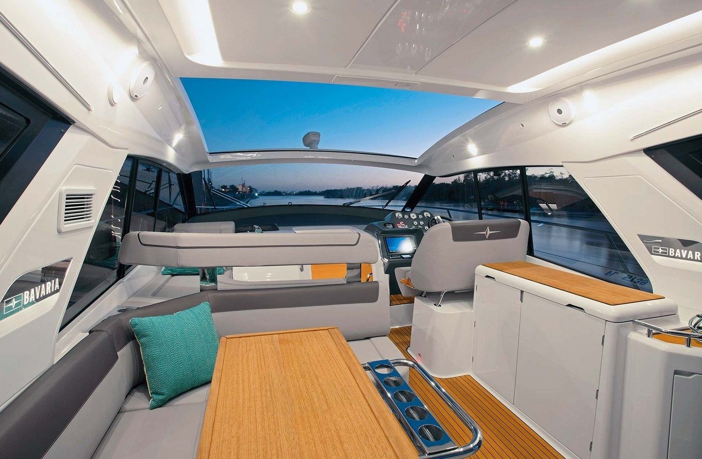 Bavaria S45 | Scorpion