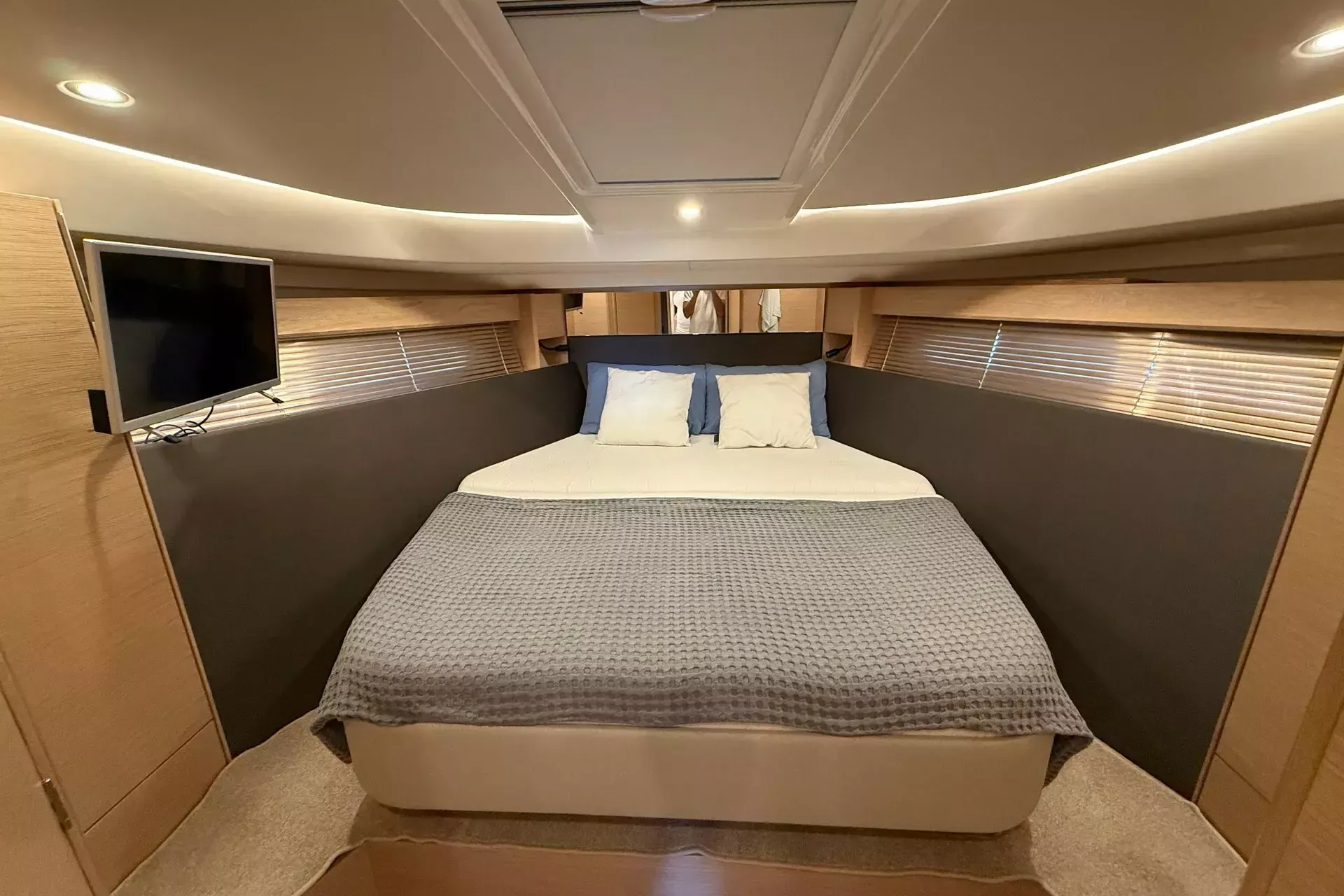 Bavaria S45 | Scorpion