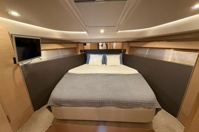 Bavaria S45 | Scorpion