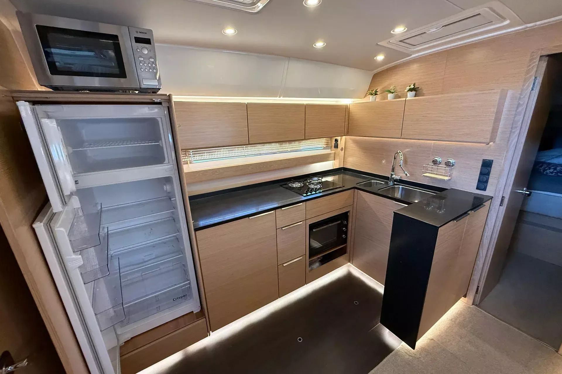 Bavaria S45 | Scorpion