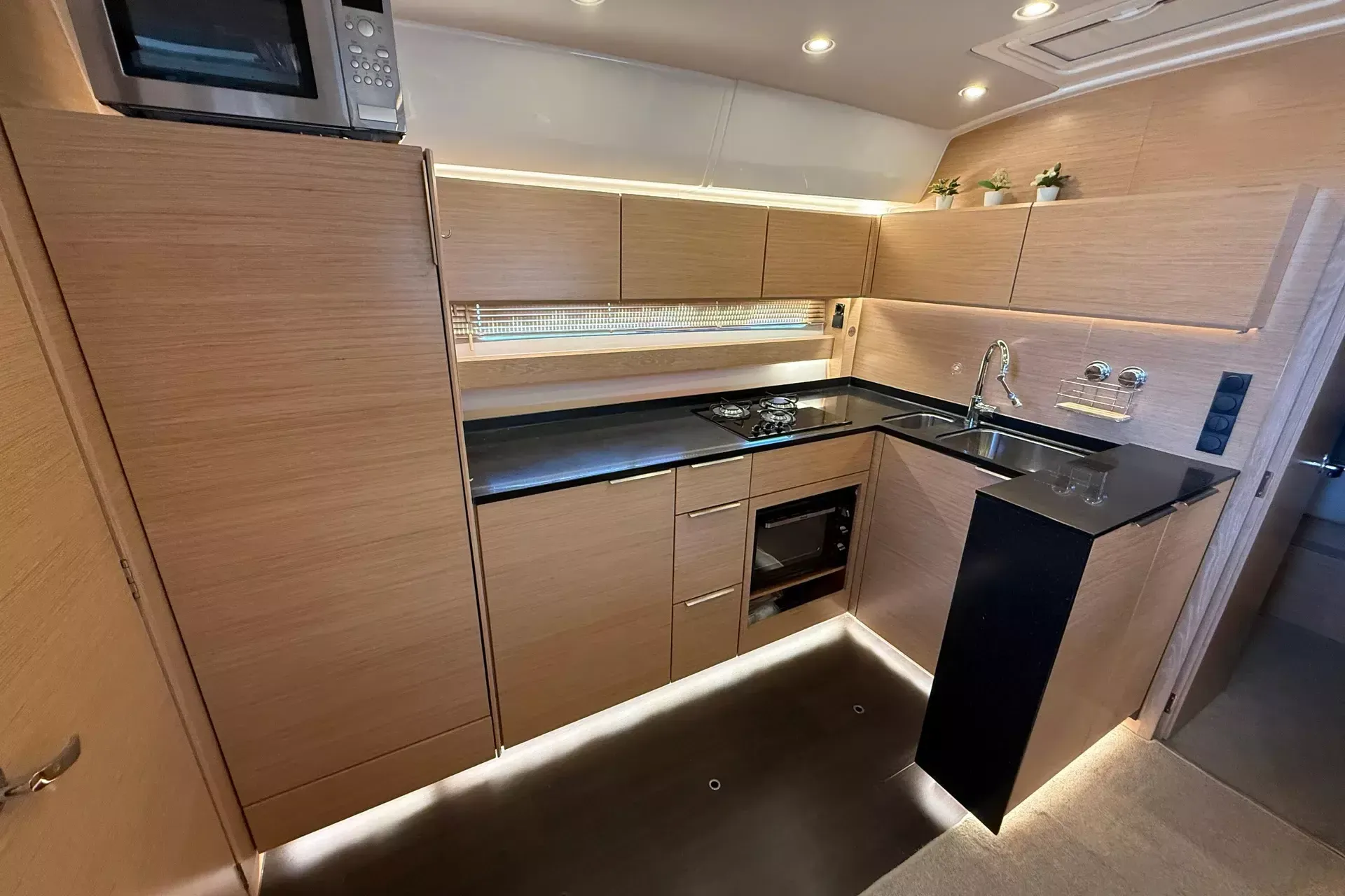 Bavaria S45 | Scorpion