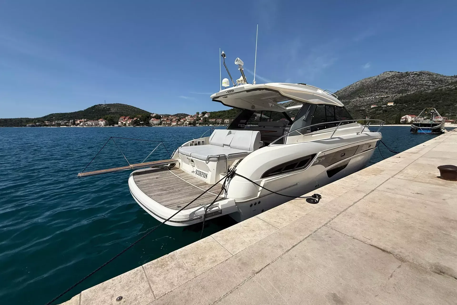 Bavaria S45 | Scorpion