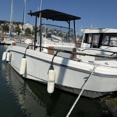 Beneteau Flyer 7 | Le Castille