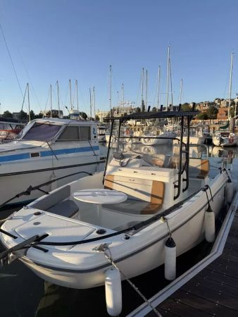 Beneteau Flyer 7 | Le Castille