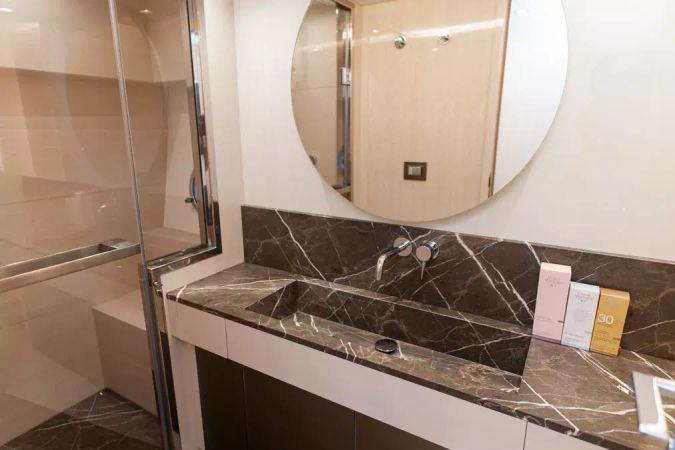 Beneteau Monte Carlo 66 | Five Weeks