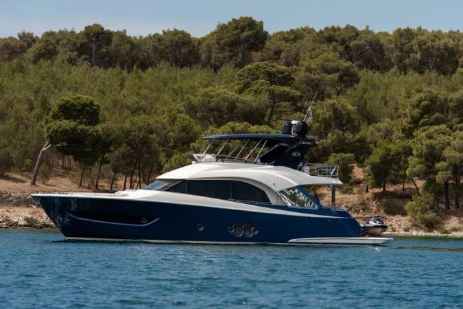 Beneteau Monte Carlo 66 | Five Weeks