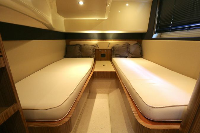 Azimut Magellano 43 | Caprice