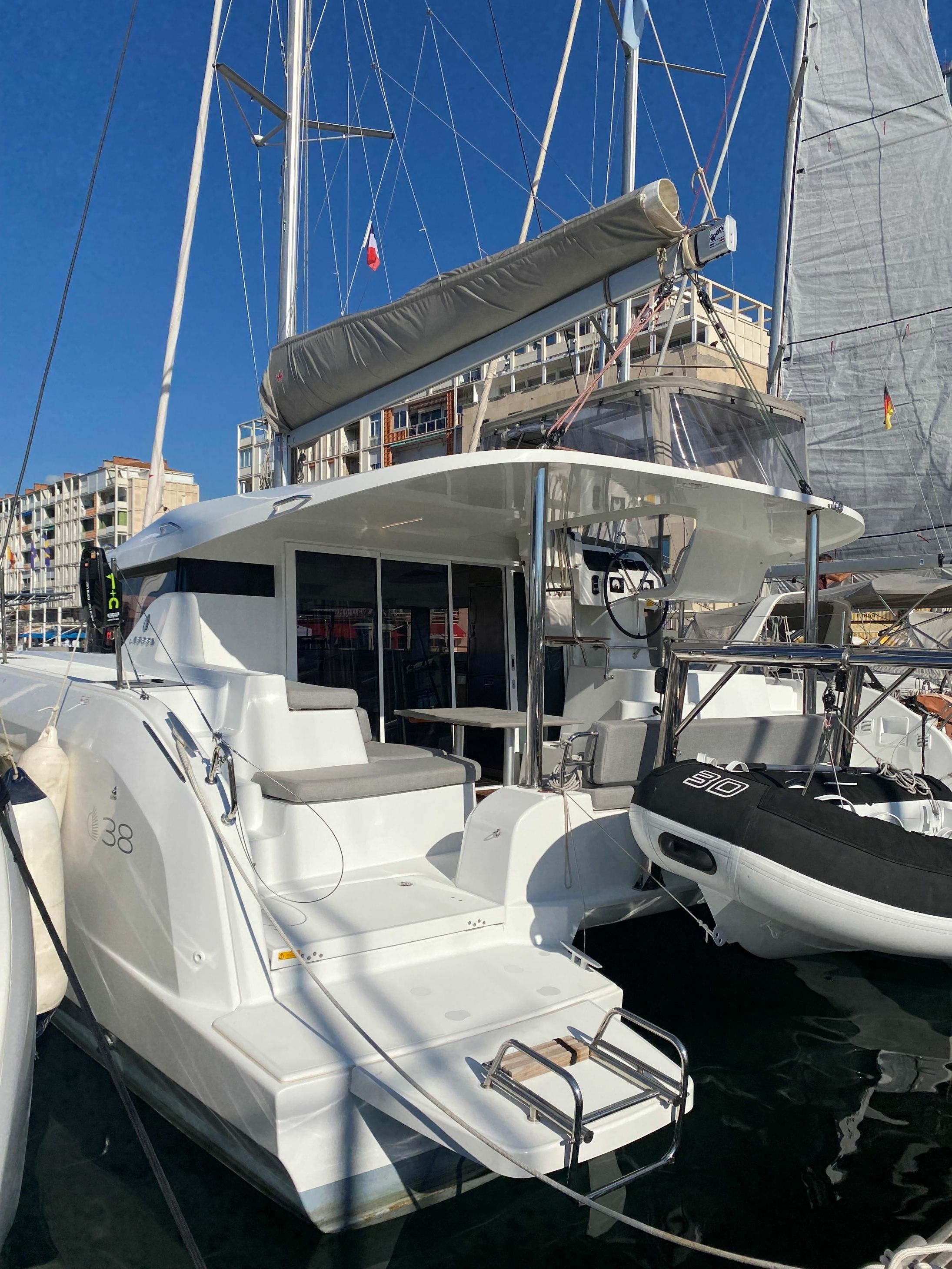 Lagoon 38 | Ella