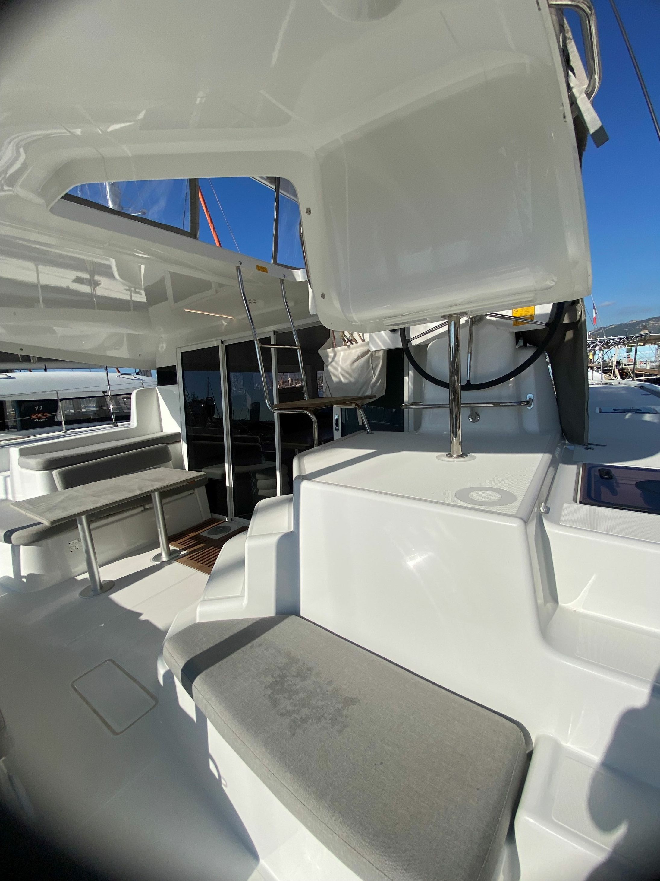 Lagoon 38 | Ella