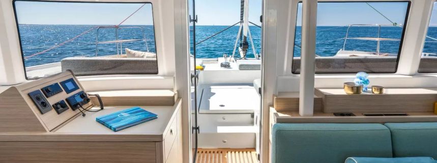 Lagoon 47 | Nava