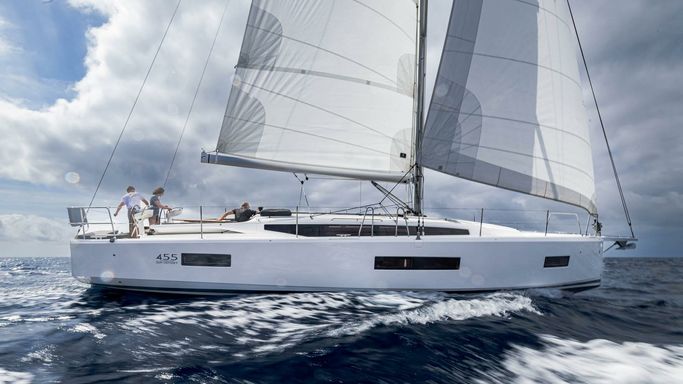 Sun Odyssey 455