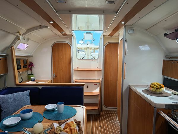 Harmony 38 | Leon