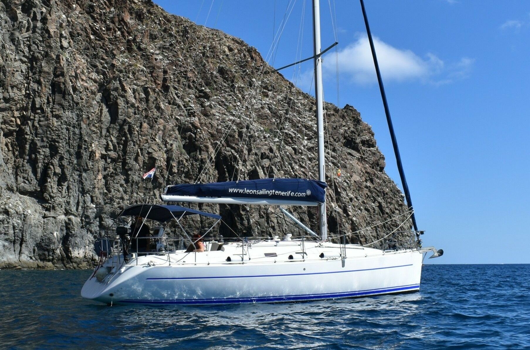 Harmony 38 | Leon