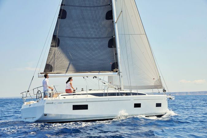 Bavaria C38 | Jet set 6