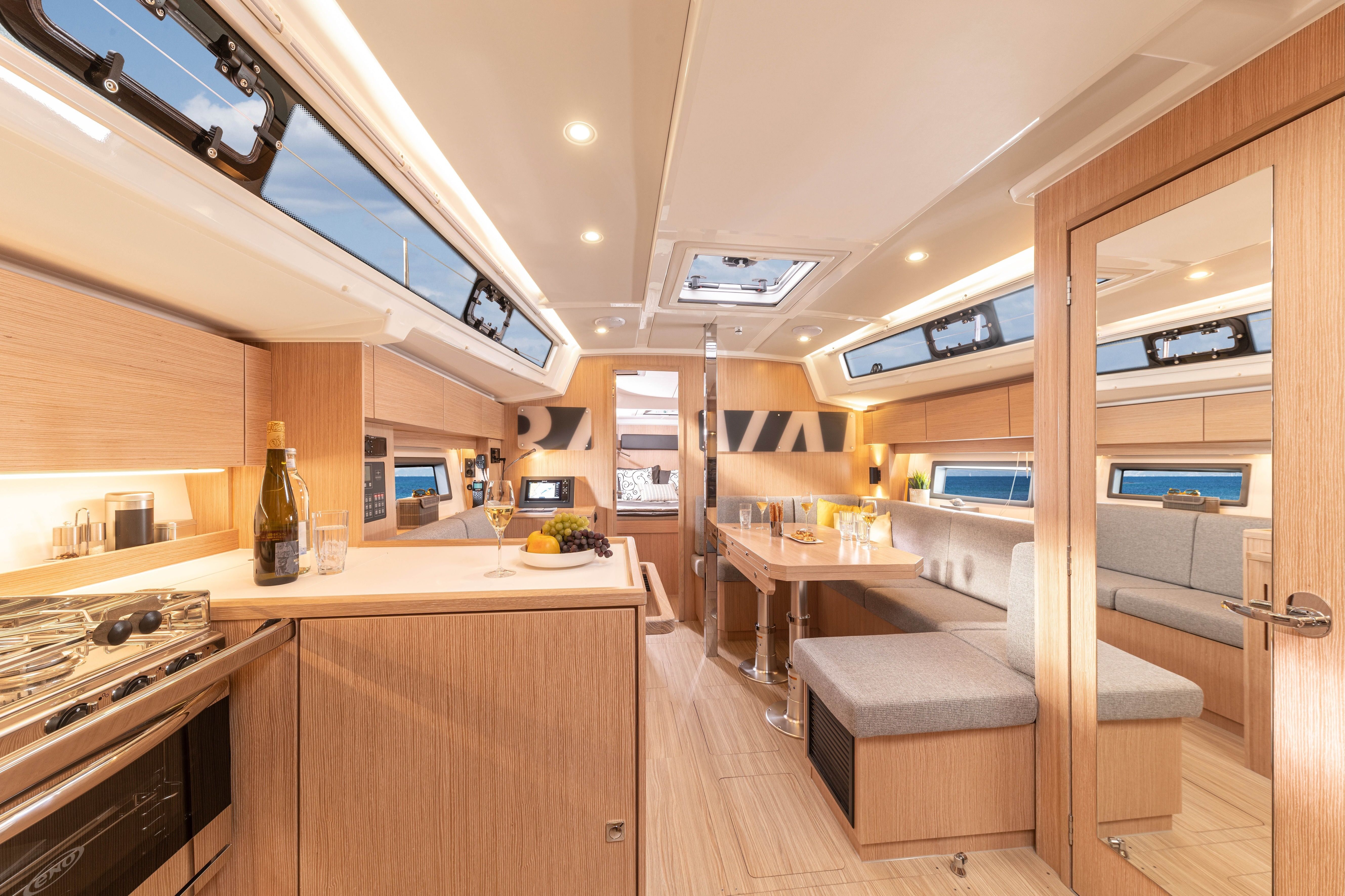 Bavaria C38 | Jet set 6