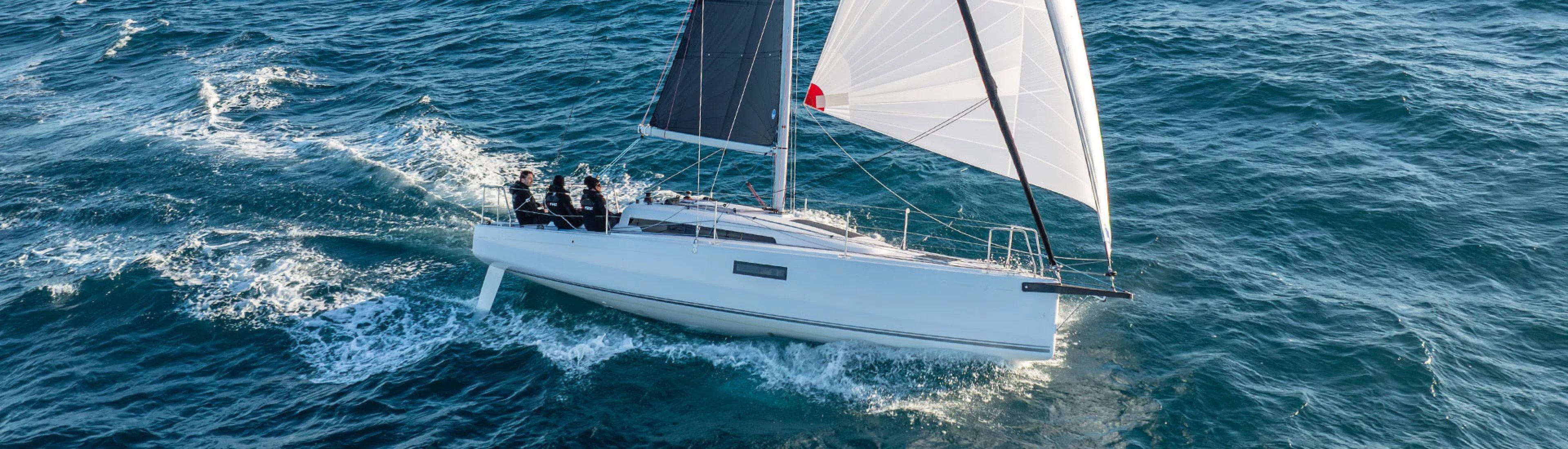 Beneteau First 30 | Helios