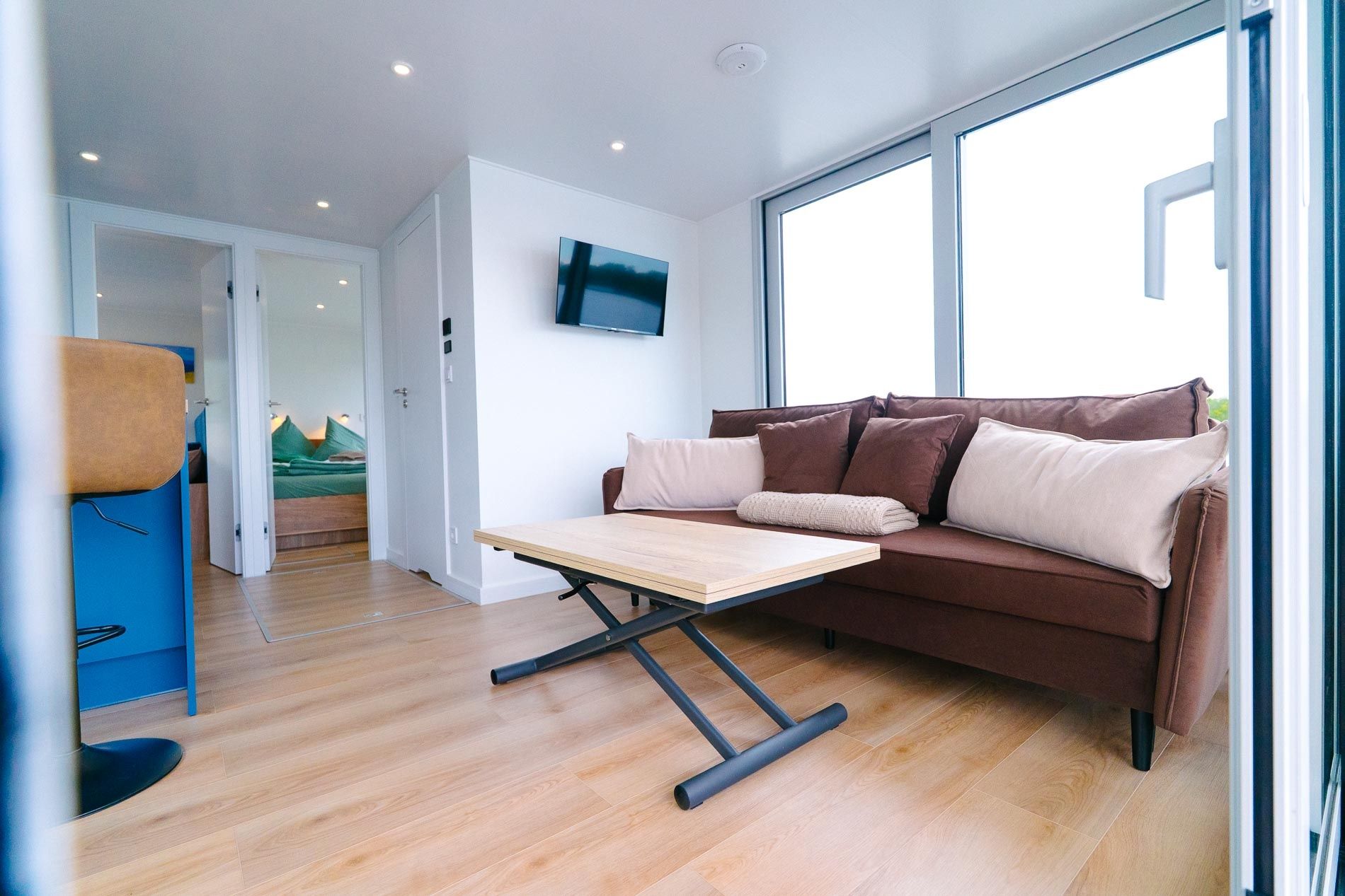 Independent 10 | Aotea