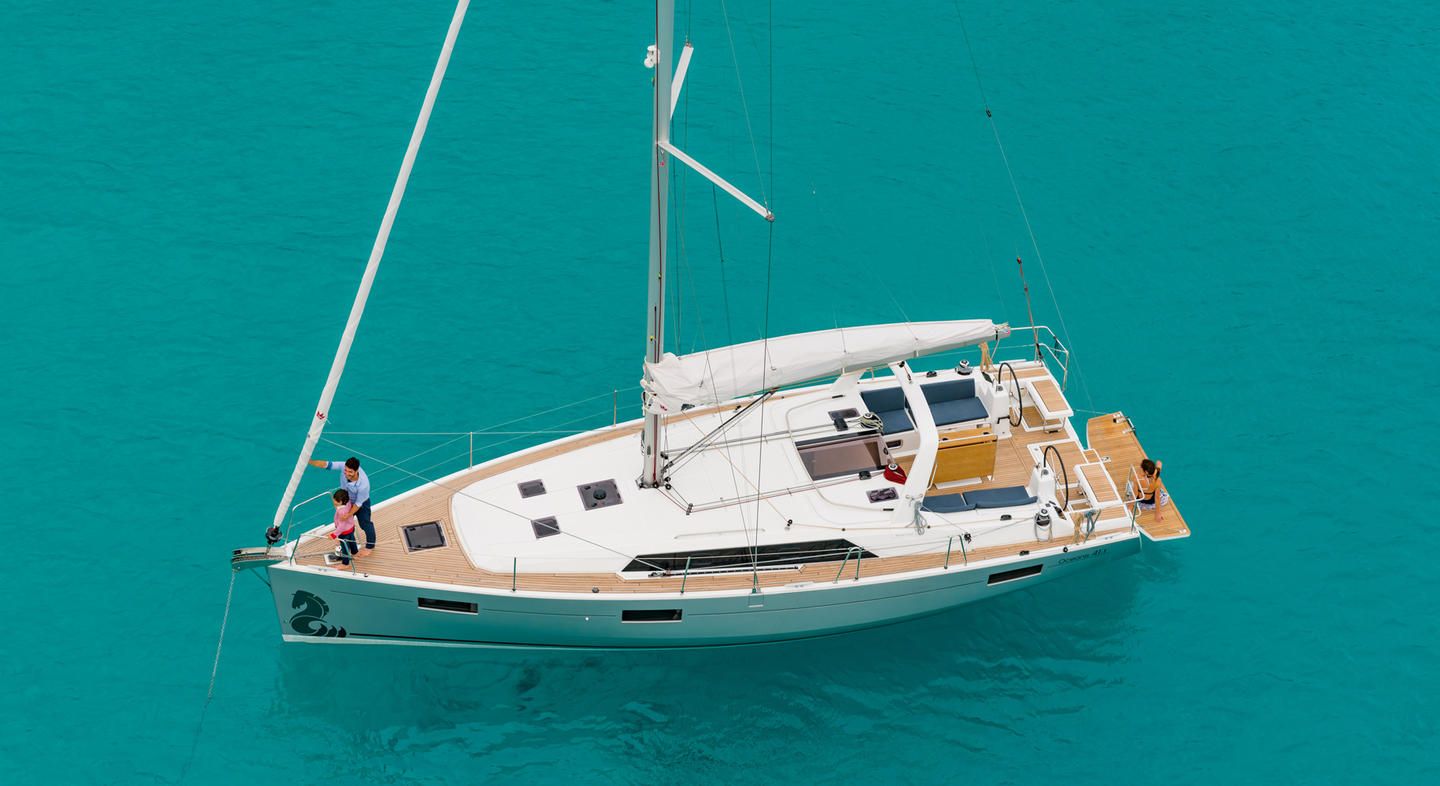 sailing yacht manufacturers