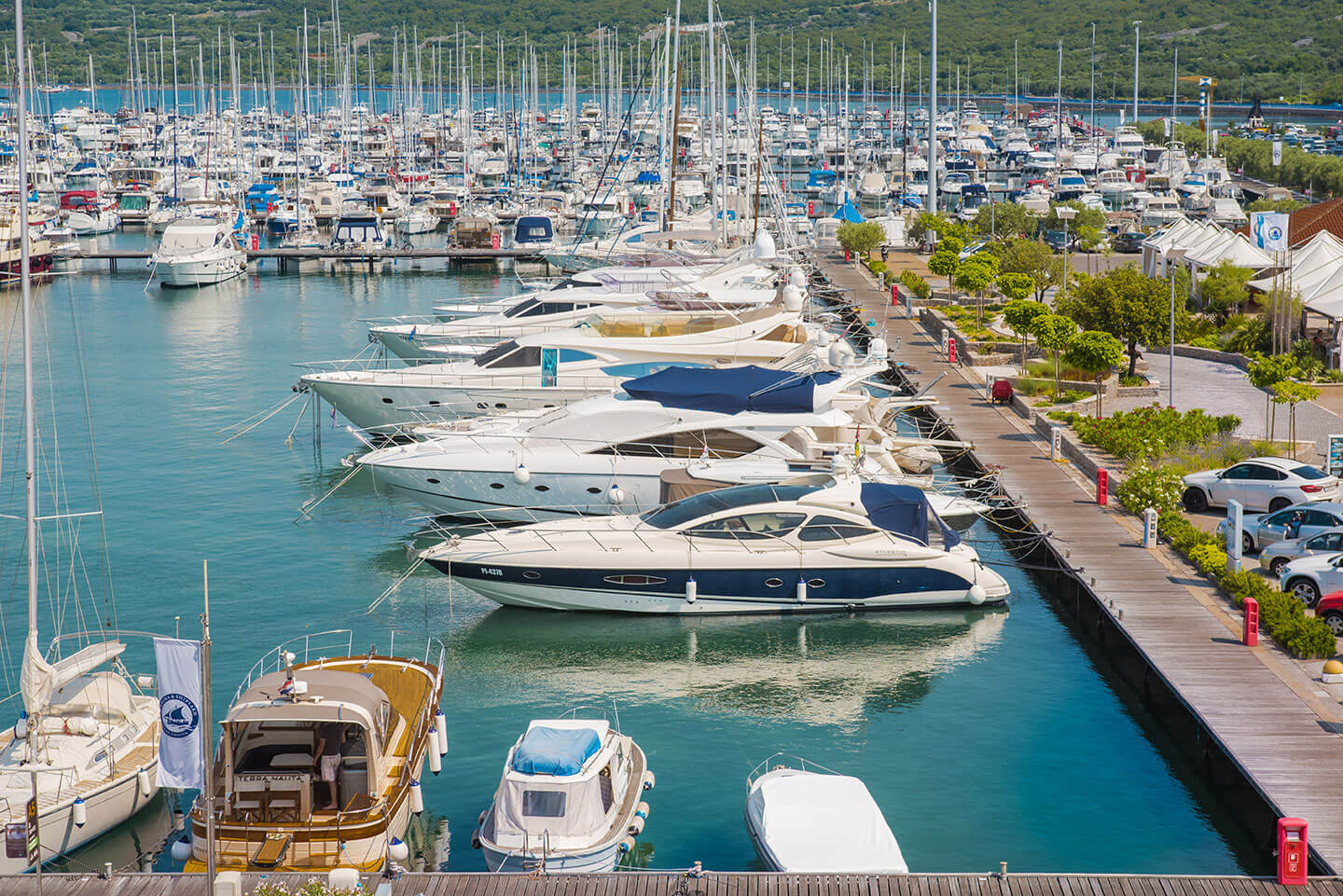 Hanse 508 | Box of Chocolate