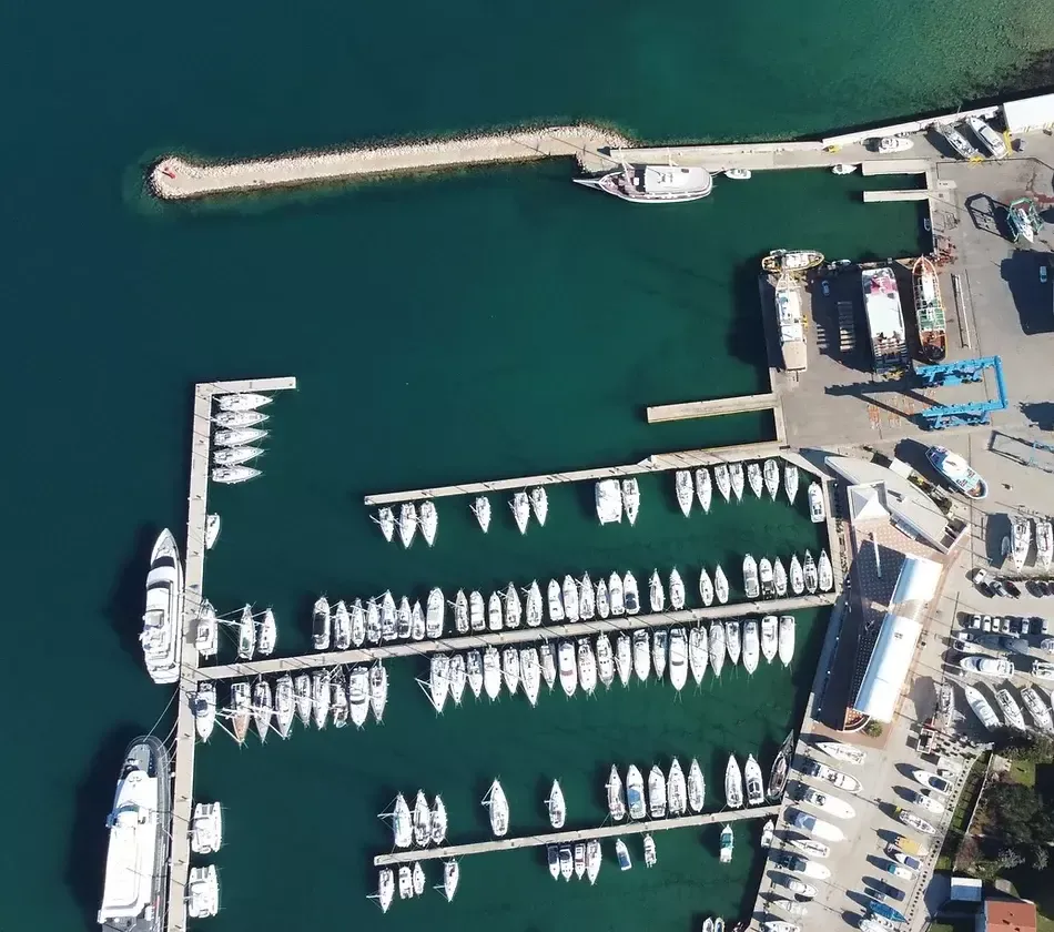 Beneteau First 47 | First Class 2