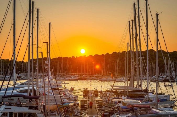 Beneteau Oceanis 38.1 | Flip