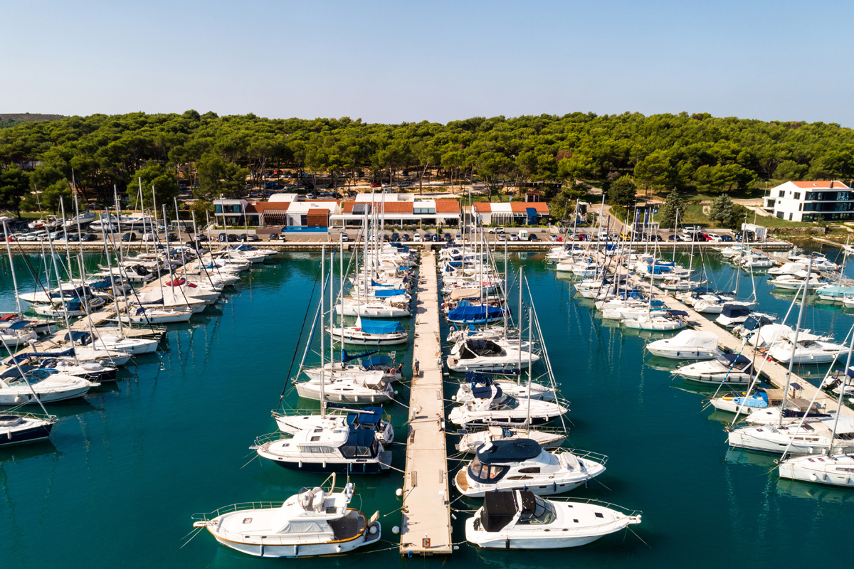 Beneteau Oceanis 48 | Ultra Dubrovnik