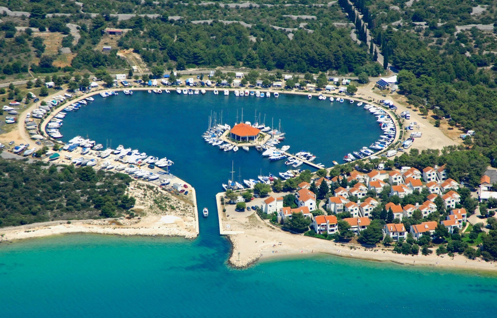 Solaris Marina