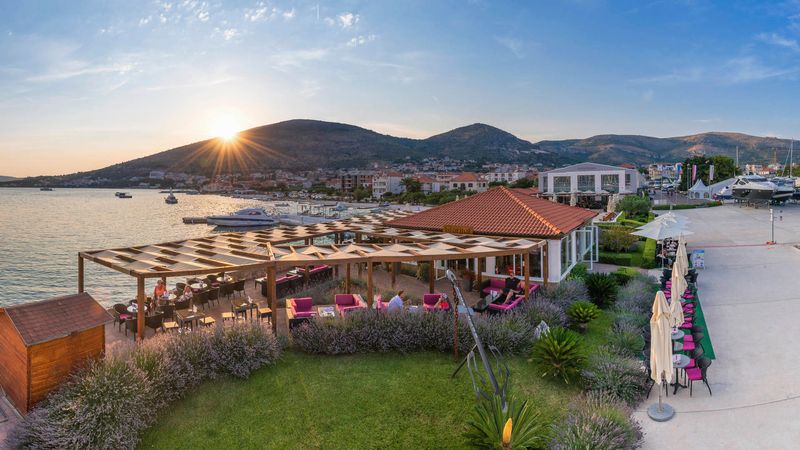 Bali Catspace | Sara